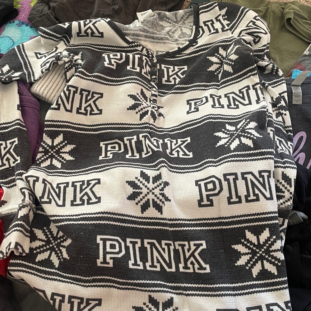 Women’s Size Medium Clothes Bundle - image 3